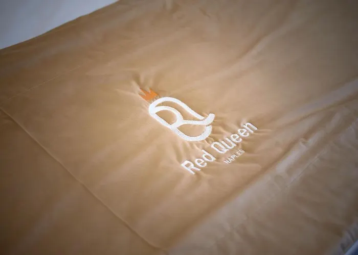 Πανσιόν Red Queen Νάπολη