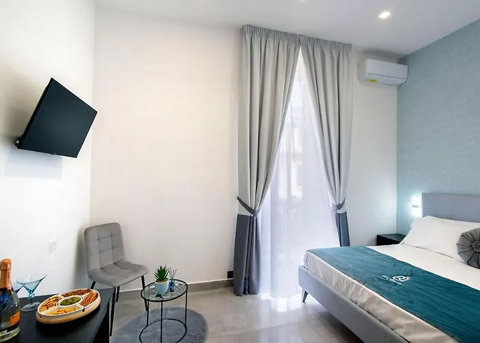 Red Queen Πανσιόν 4*