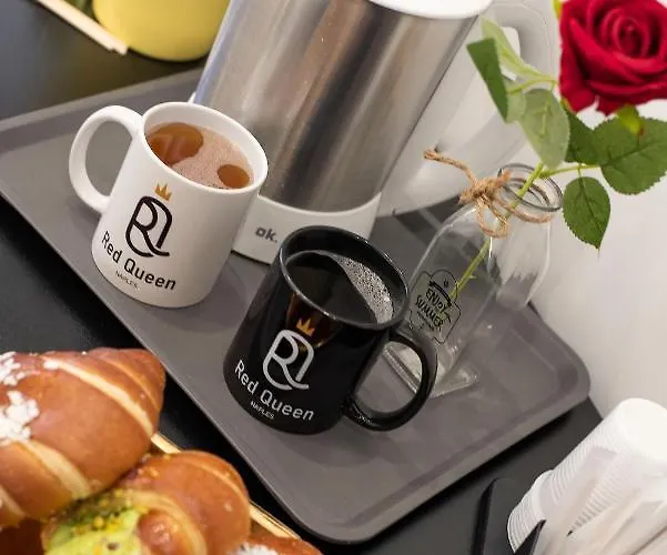 Red Queen Πανσιόν